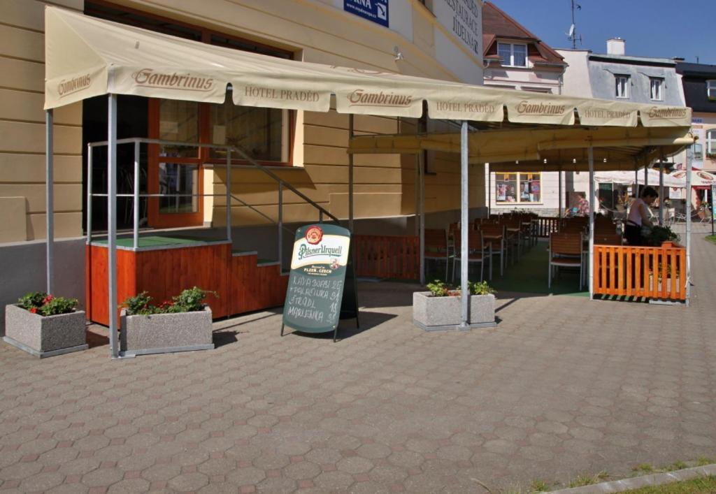 Hotel Praded Jeseník Buitenkant foto